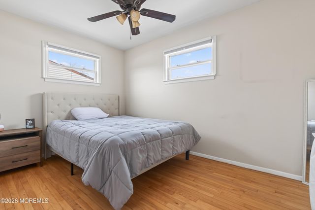 9 Parkview Drive, Hazlet, NJ 07730