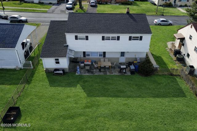 9 Parkview Drive, Hazlet, NJ 07730