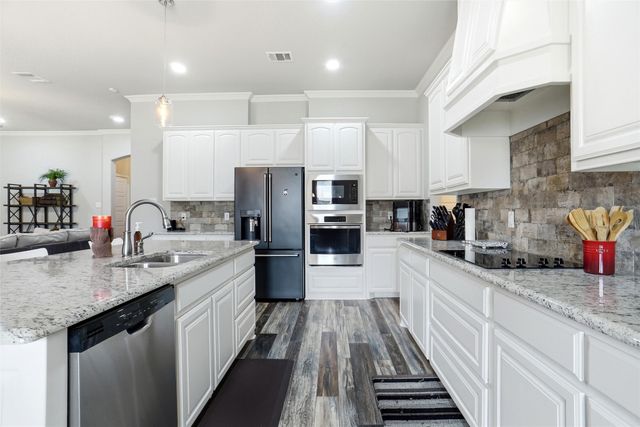 127 Preakness Drive, Willow Park, TX 76087