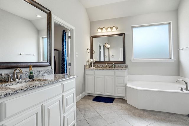 127 Preakness Drive, Willow Park, TX 76087