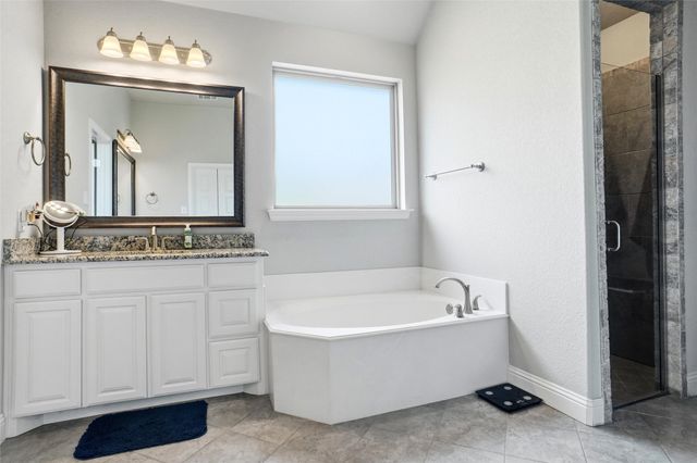 127 Preakness Drive, Willow Park, TX 76087