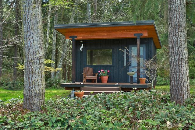 1150 Tanager Lane, Greenbank, WA 98253