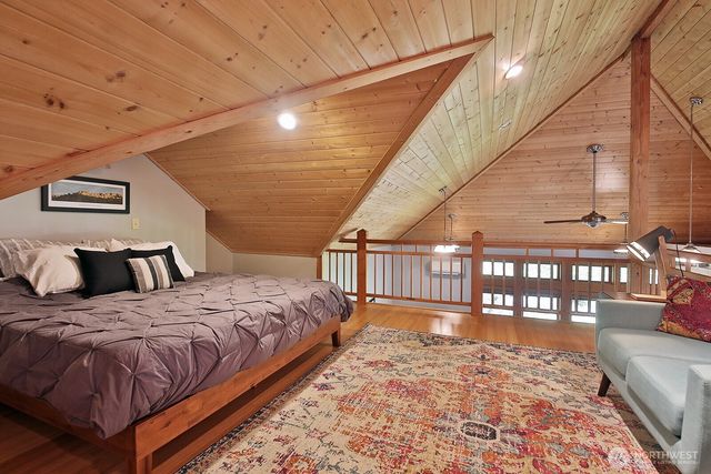 1150 Tanager Lane, Greenbank, WA 98253
