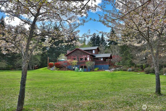 1150 Tanager Lane, Greenbank, WA 98253