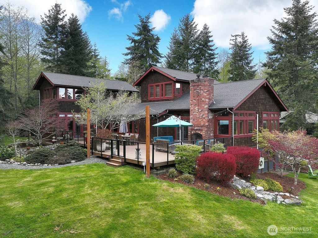 1150 Tanager Lane, Greenbank, WA 98253