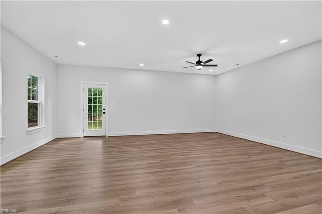 140 S Gum AVE, Virginia Beach, VA 23452