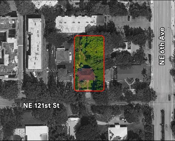 585 NE 121st St, North Miami, FL 33161