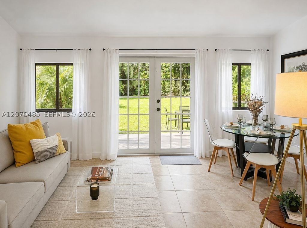Image 39 of property listing at 585 NE 121st St, North Miami, FL 33161