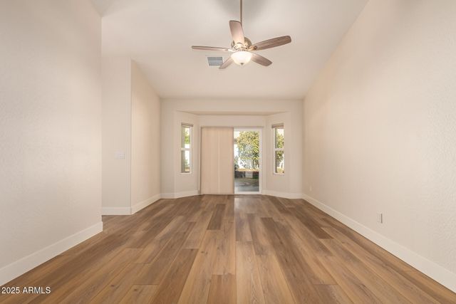 8736 W TIERRA BUENA Lane, Peoria, AZ 85382