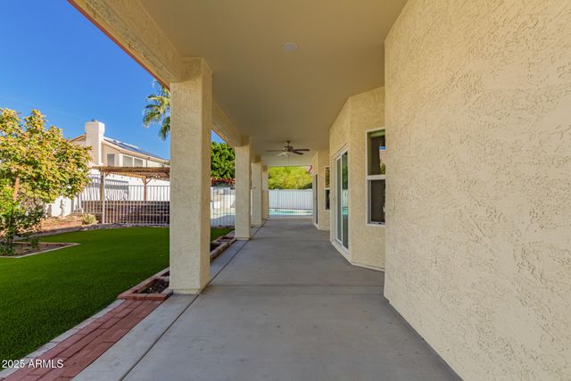 8736 W TIERRA BUENA Lane, Peoria, AZ 85382