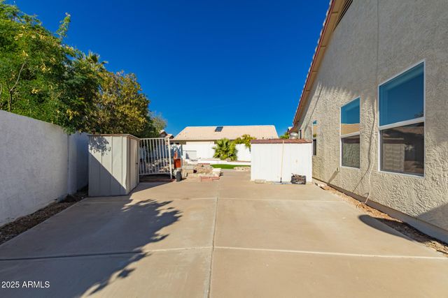 8736 W TIERRA BUENA Lane, Peoria, AZ 85382