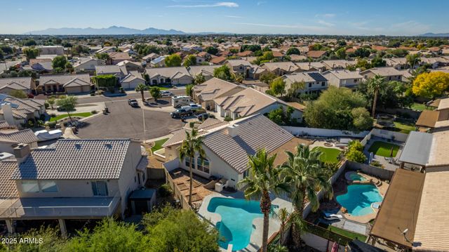 8736 W TIERRA BUENA Lane, Peoria, AZ 85382