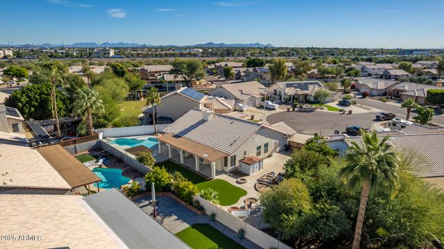 8736 W TIERRA BUENA Lane, Peoria, AZ 85382