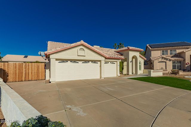 8736 W TIERRA BUENA Lane, Peoria, AZ 85382