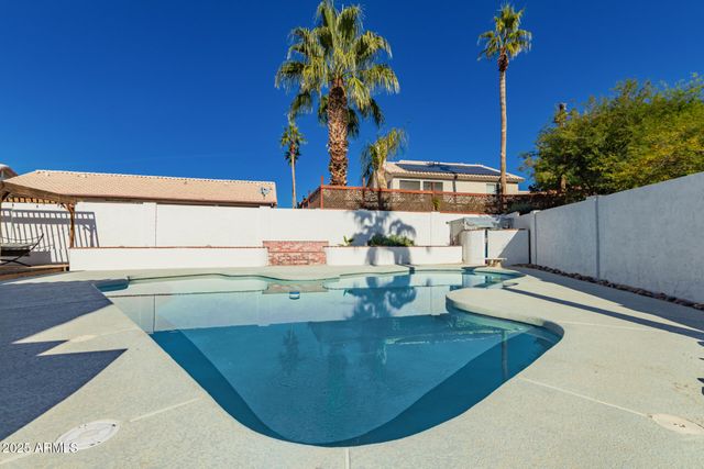 8736 W TIERRA BUENA Lane, Peoria, AZ 85382