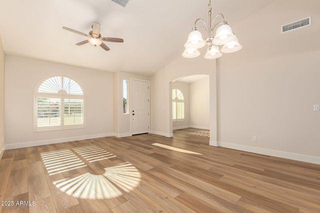 8736 W TIERRA BUENA Lane, Peoria, AZ 85382