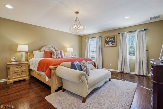 12 CAYUGA WAY, Millburn Twp., NJ 07078