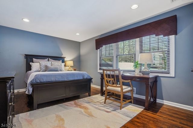 12 CAYUGA WAY, Millburn Twp., NJ 07078