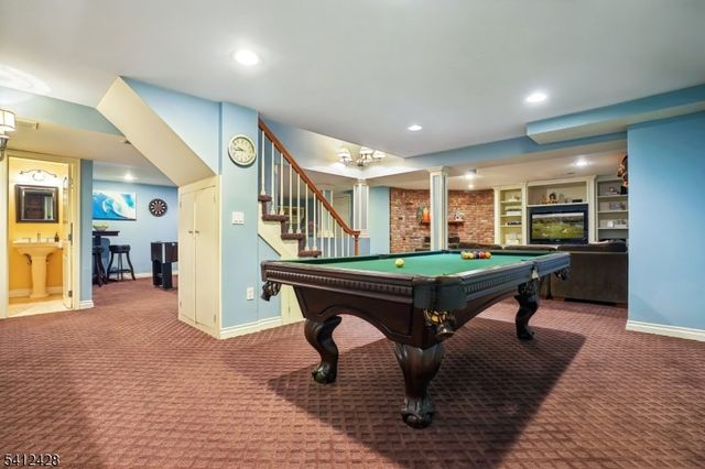 12 CAYUGA WAY, Millburn Twp., NJ 07078