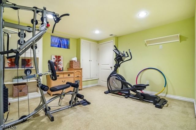 12 CAYUGA WAY, Millburn Twp., NJ 07078