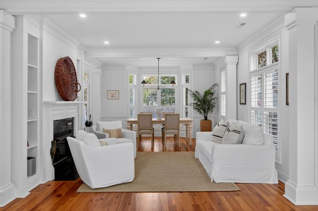 1512 Trumpet Vine Court, Mount Pleasant, SC 29464