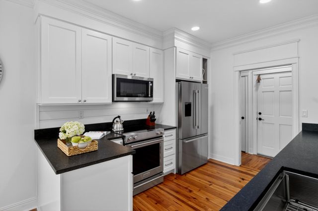 1512 Trumpet Vine Court, Mount Pleasant, SC 29464