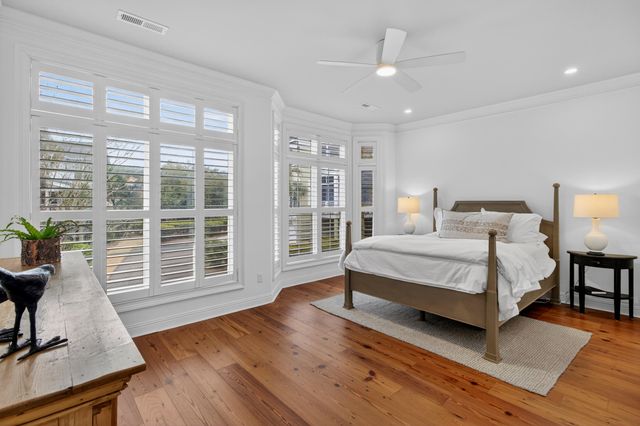 1512 Trumpet Vine Court, Mount Pleasant, SC 29464