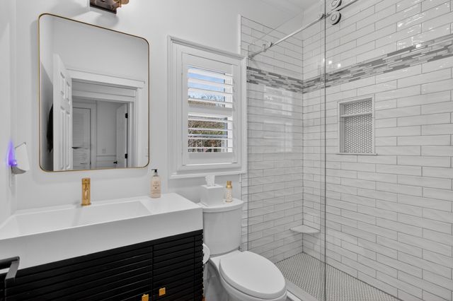 1512 Trumpet Vine Court, Mount Pleasant, SC 29464