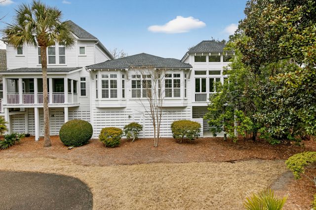 1512 Trumpet Vine Court, Mount Pleasant, SC 29464