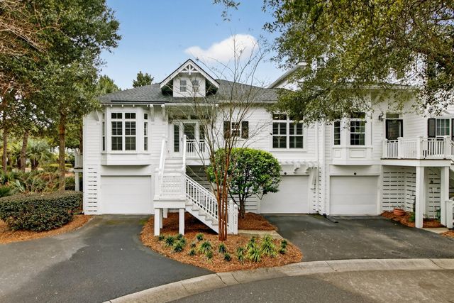 1512 Trumpet Vine Court, Mount Pleasant, SC 29464