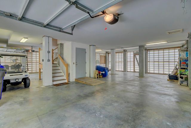 1512 Trumpet Vine Court, Mount Pleasant, SC 29464