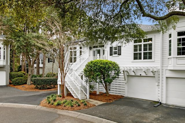 1512 Trumpet Vine Court, Mount Pleasant, SC 29464