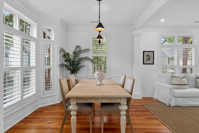 1512 Trumpet Vine Court, Mount Pleasant, SC 29464