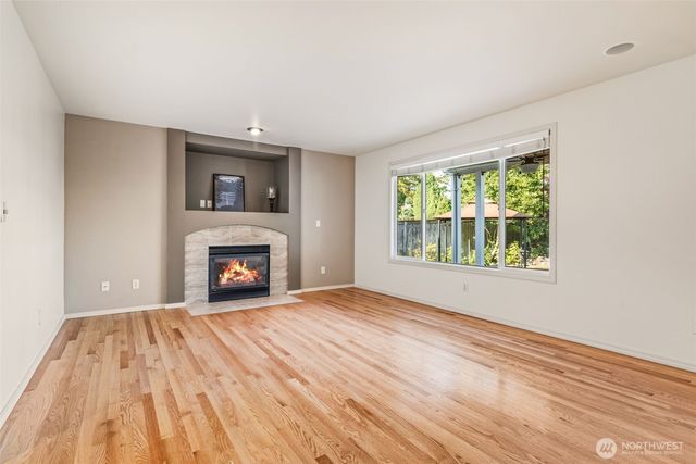 915 N Laurel Lane, Tacoma, WA 98406