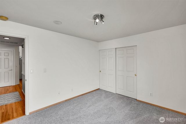 915 N Laurel Lane, Tacoma, WA 98406