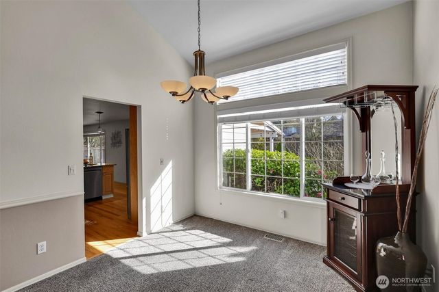 915 N Laurel Lane, Tacoma, WA 98406