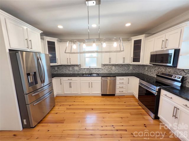 1108 Herrin Avenue, Charlotte, NC 28205