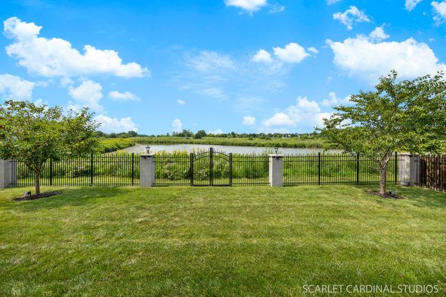 2371 Mayfield Drive, Montgomery, IL 60538