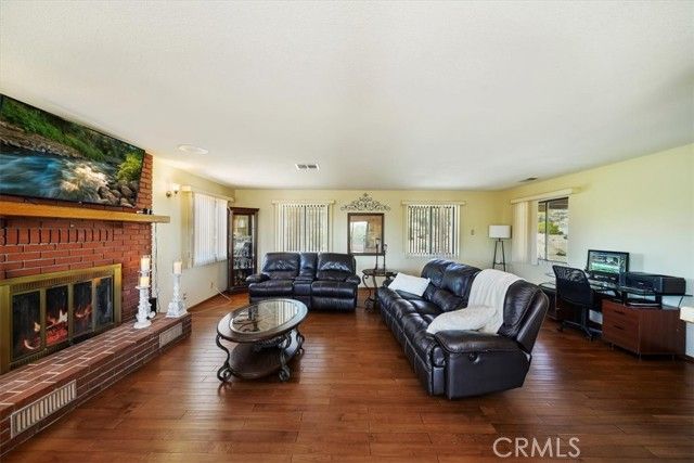 7575 Whitney Avenue, Yucca Valley, CA 92284