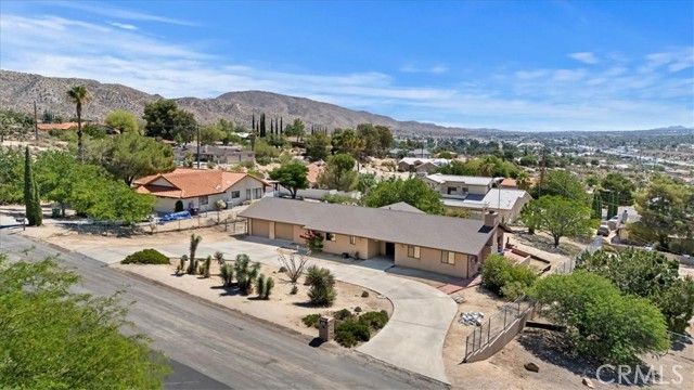 7575 Whitney Avenue, Yucca Valley, CA 92284