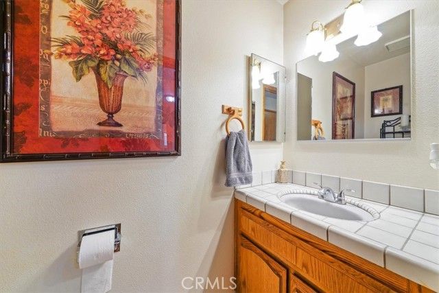 7575 Whitney Avenue, Yucca Valley, CA 92284