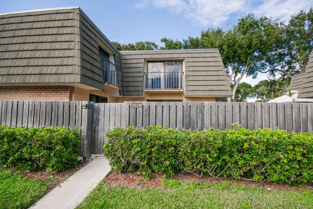3228 32nd Way, West Palm Beach, FL 33407