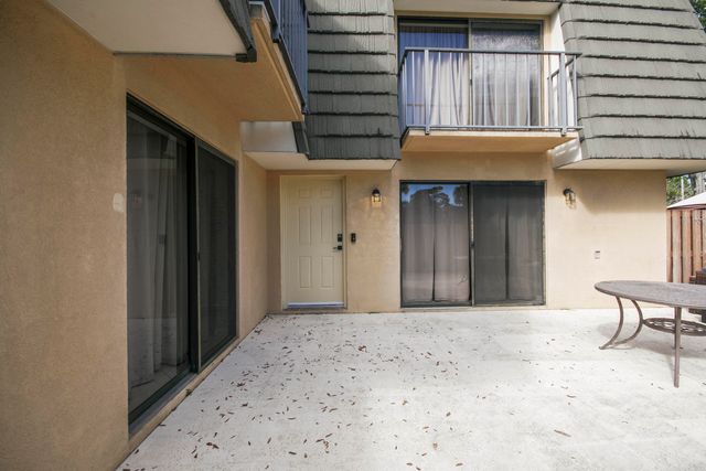 3228 32nd Way, West Palm Beach, FL 33407