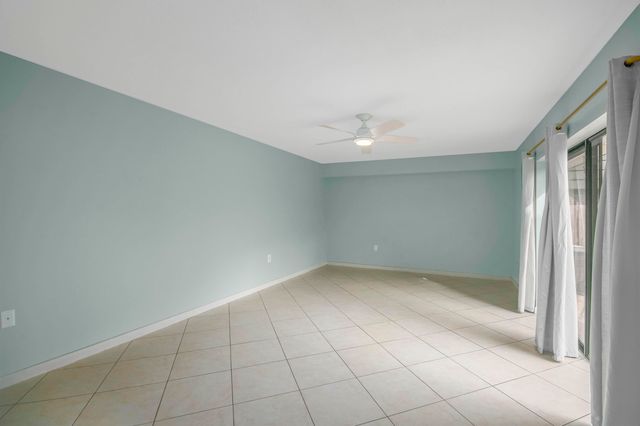 3228 32nd Way, West Palm Beach, FL 33407