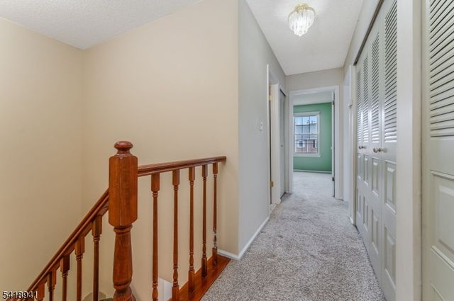 382 Hadleigh Ln, North Brunswick Twp., NJ 08902