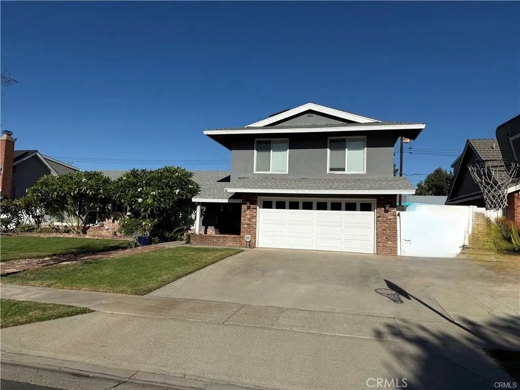 215 Delphia Avenue North, Brea, CA 92821