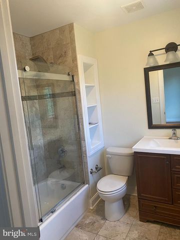 3707 FORDS LN, Baltimore, MD 21215