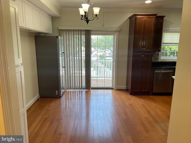 3707 FORDS LN, Baltimore, MD 21215