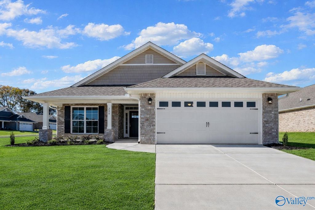 163 Bingham Way, New Market, AL 35761