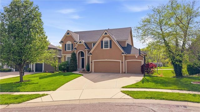 16224 Birch Street, Overland Park, KS 66085